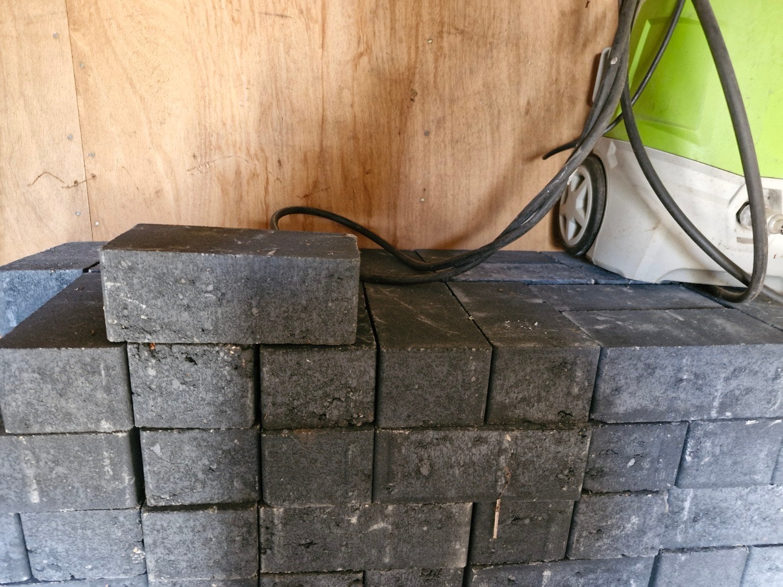 BKK Antraciet stenen 8 cm dik, ruim 9 m², Tuin en Terras, Tegels en Klinkers, Ophalen, Klinkers, Nieuw, 5 tot 10 m²