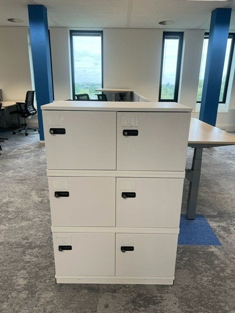 29x Locker met 6 vakken en Lehmann slot – 80  43  H118 cm