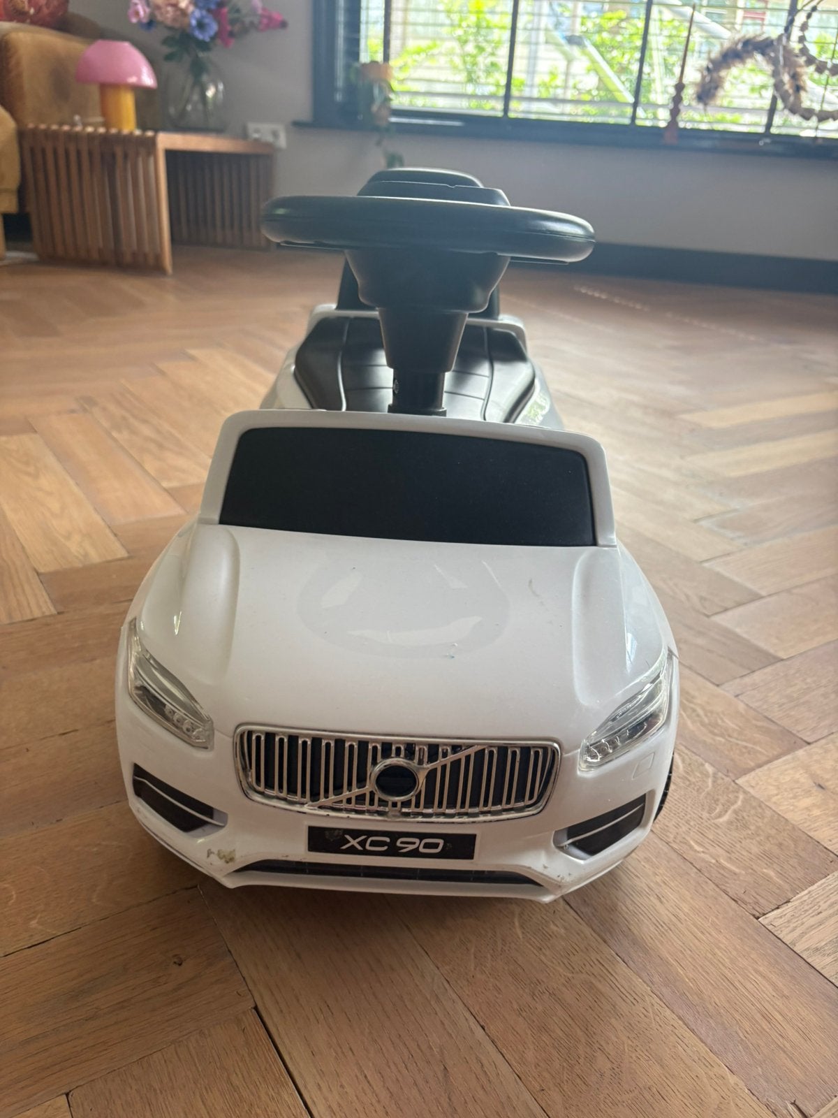 Volvo loopauto met geluid, Ophalen, Zo goed als nieuw