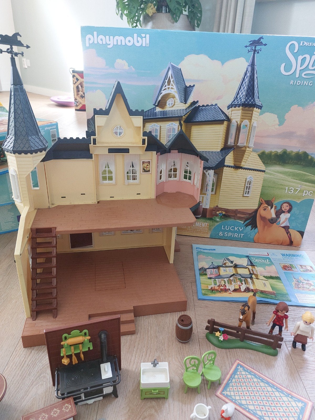 Playmobil Spirit huis + Spirit slaapkamer (z.g.a.n.), Gebouw, Complete set, Ophalen of Verzenden, Zo goed als nieuw