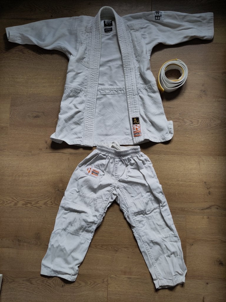Judo pakken maat 110 & 120, Maat XS of kleiner, Ophalen, Gebruikt, Judo