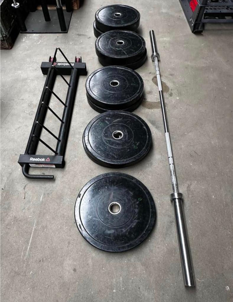 150kg Bumperplates + Olympische Barbell 220cm, Gewichten Rek, Sport en Fitness, Ophalen, Gebruikt, Halterschijven