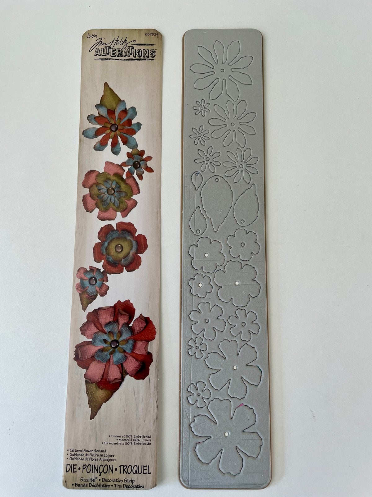 Sizzix Tim Holtz Alterations Tattered Flower Garland Die, Gebruikt, Verzenden, Gereedschap of Toebehoren, Grijs