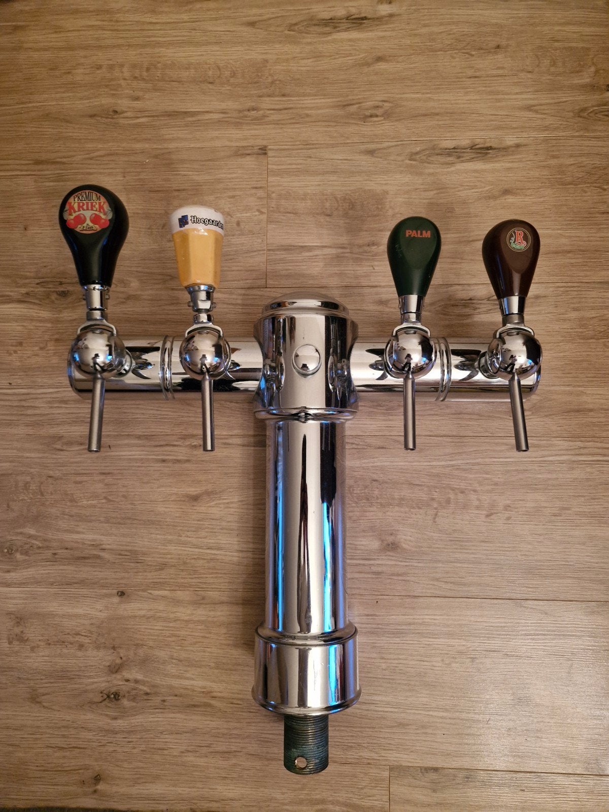 Biertap met 4 kranen in goede staat, Ophalen of Verzenden