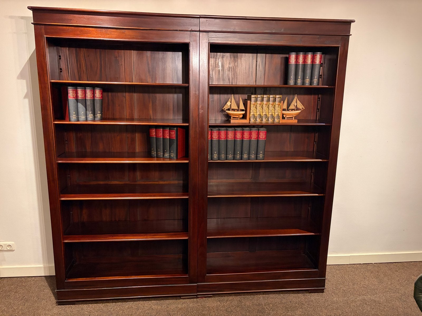 Massief Mahonie Boekenkast - Jan Frantzen, Ophalen, Met plank(en), Gebruikt, 200 cm of meer
