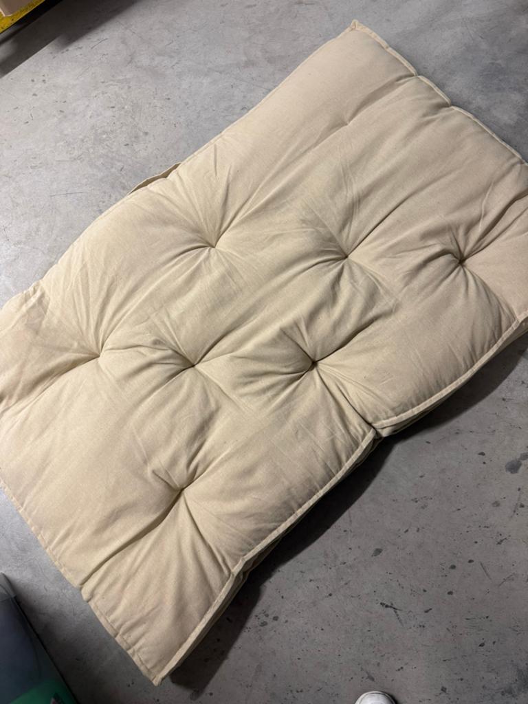 6 beige palet kussens voor zit en rugleuning - Van Xenos, Ophalen, Gebruikt