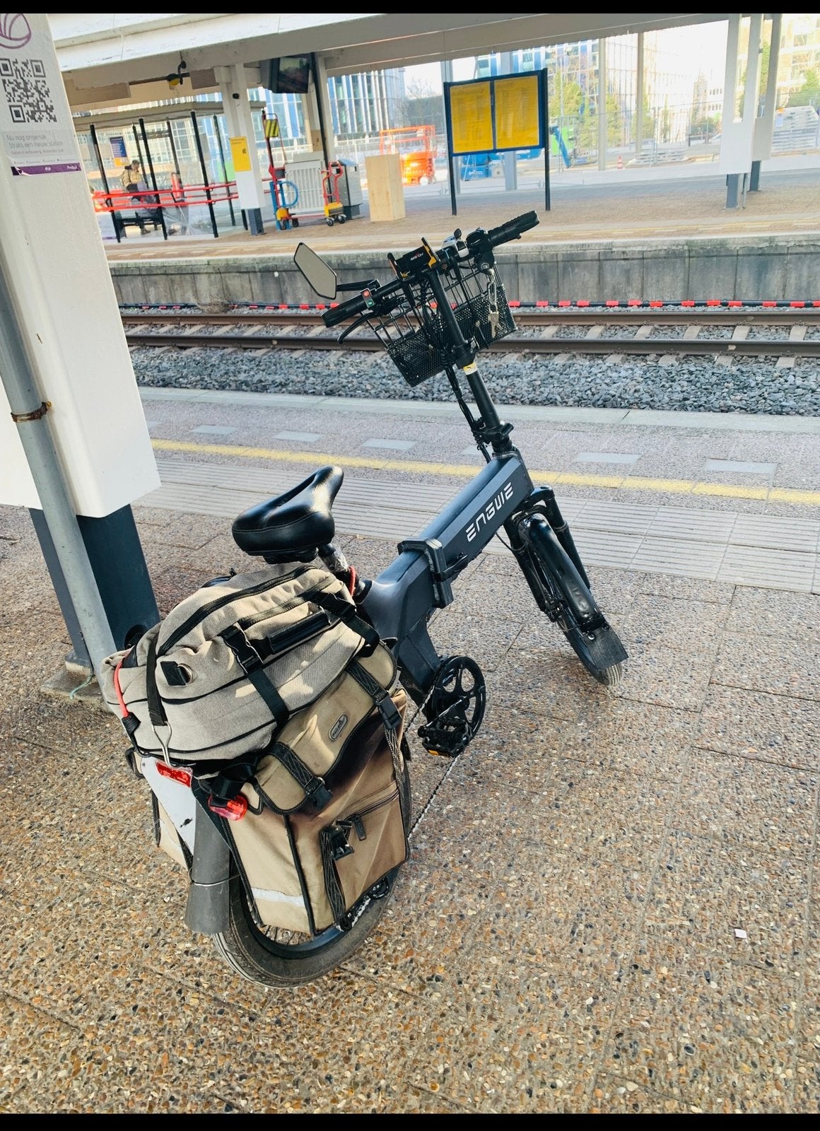 Engwe opvouwbare elektrische fiets met accessoires, Fietsen en Brommers, Elektrische fietsen, Overige merken, Gebruikt, Ophalen of Verzenden