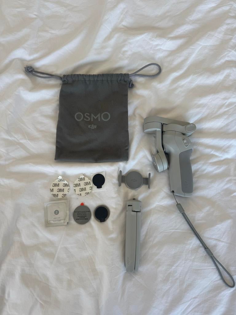DJI Osmo Mobile 3 Combo - Smartphone Gimbal Stabilisator, Ophalen of Verzenden, Zo goed als nieuw