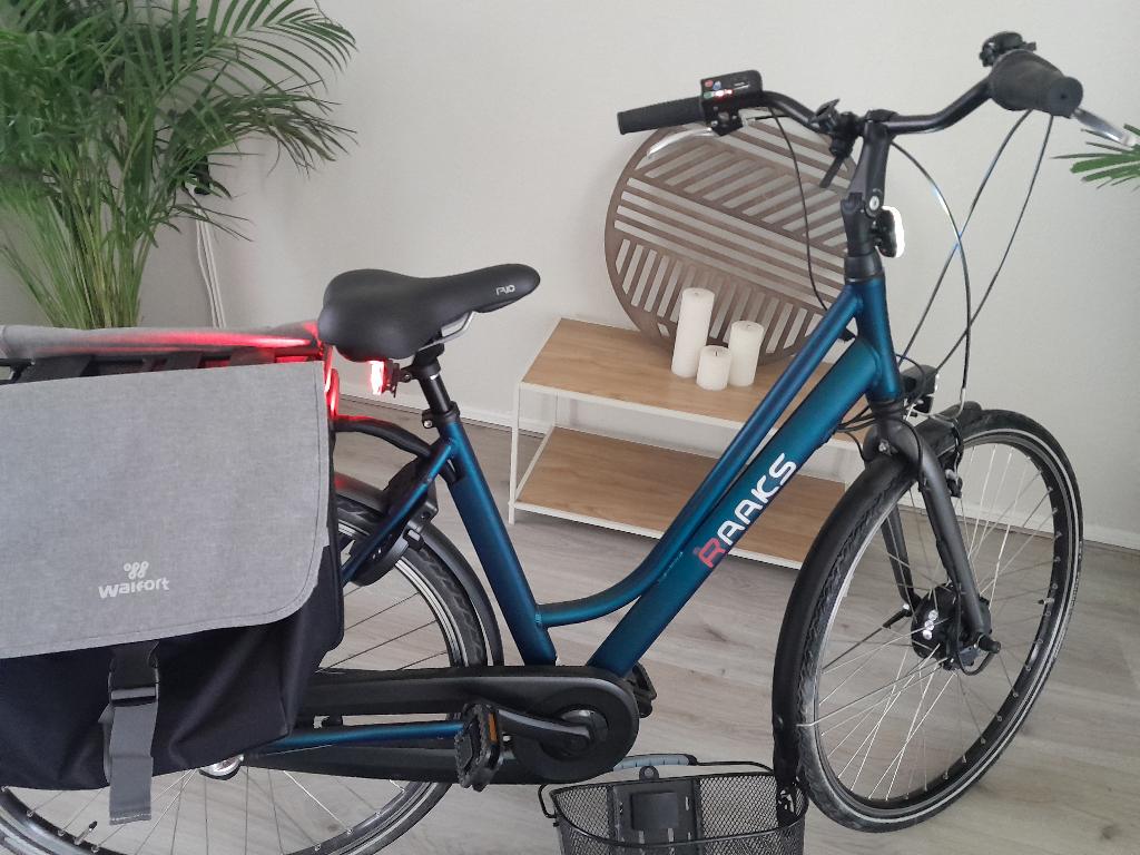 Elektrische fiets 350W, Fietsen en Brommers, Fietsen | Dames | Damesfietsen, Versnellingen, Zo goed als nieuw, Ophalen, Overige merken