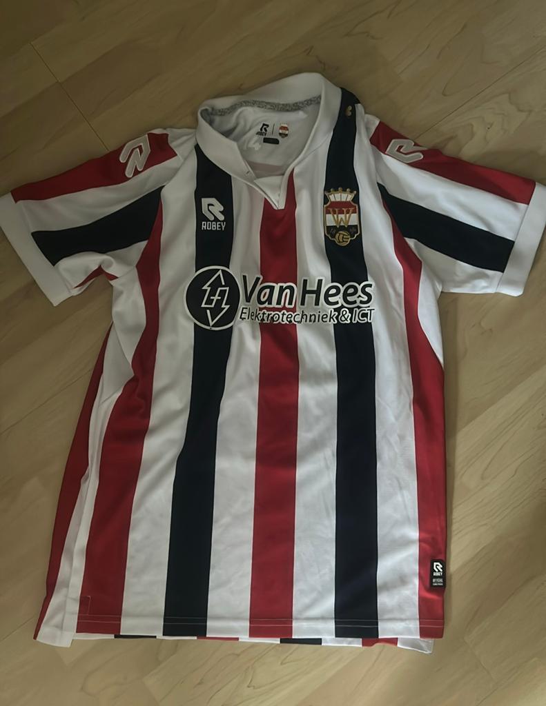 Willem 2 shirt S, Overige kleuren, Ophalen of Verzenden, Voetbal, Gedragen