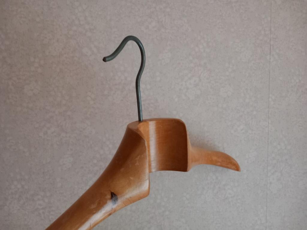Vintage houten brede kledinghanger voor colberts/jassen, Ophalen of Verzenden