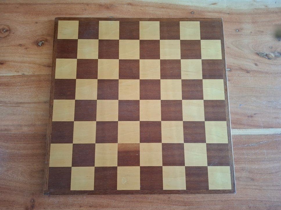 Groot houten schaakbord 47 x 47 cm, Ophalen of Verzenden