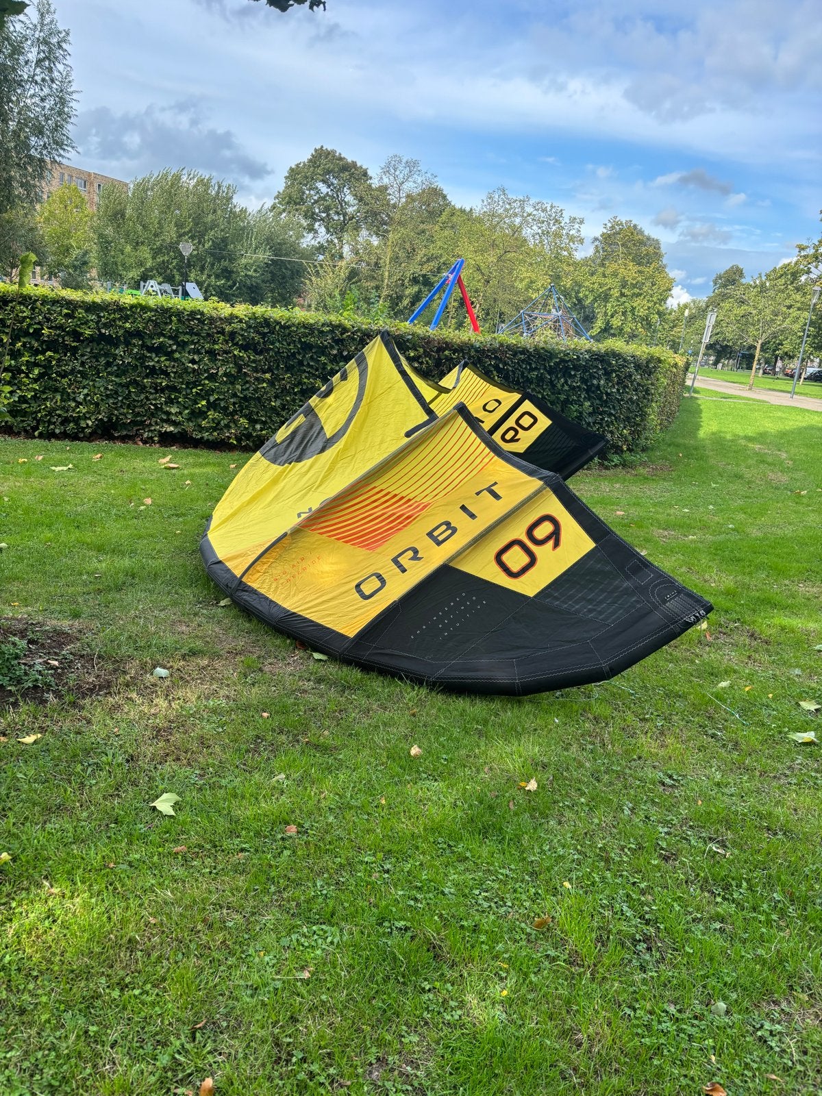 North Orbit 9m 2024, Watersport en Boten, Kitesurfen, 9 m², Geen board, Ophalen of Verzenden, Zo goed als nieuw