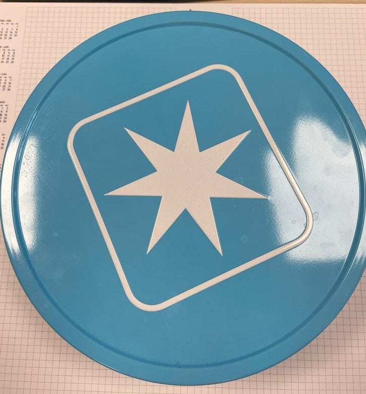 Maersk trommel - Blik met logo, Verzamelen, Ophalen, Zo goed als nieuw, Overige, Overige merken