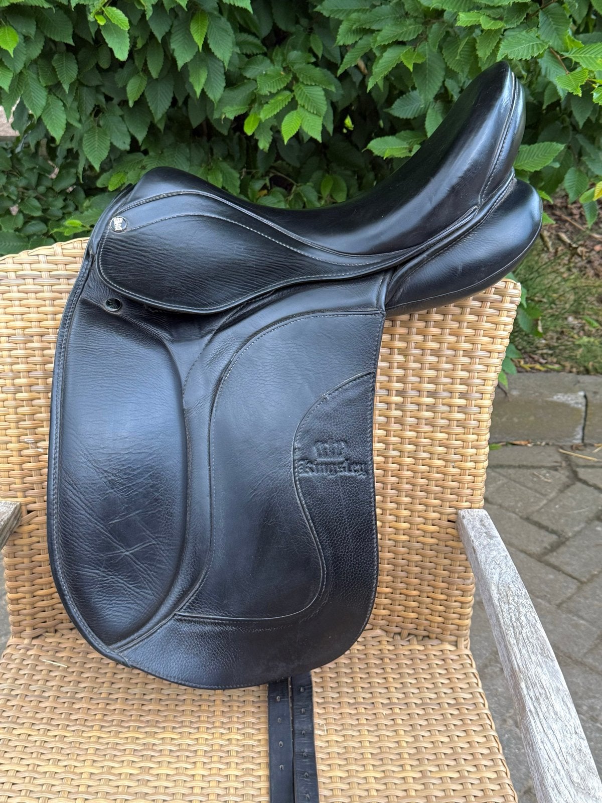 Kingsley D1 zadel 17,5 inch zwart in zeer goede staat, Dieren en Toebehoren, Ophalen of Verzenden, Zo goed als nieuw, Dressuur
