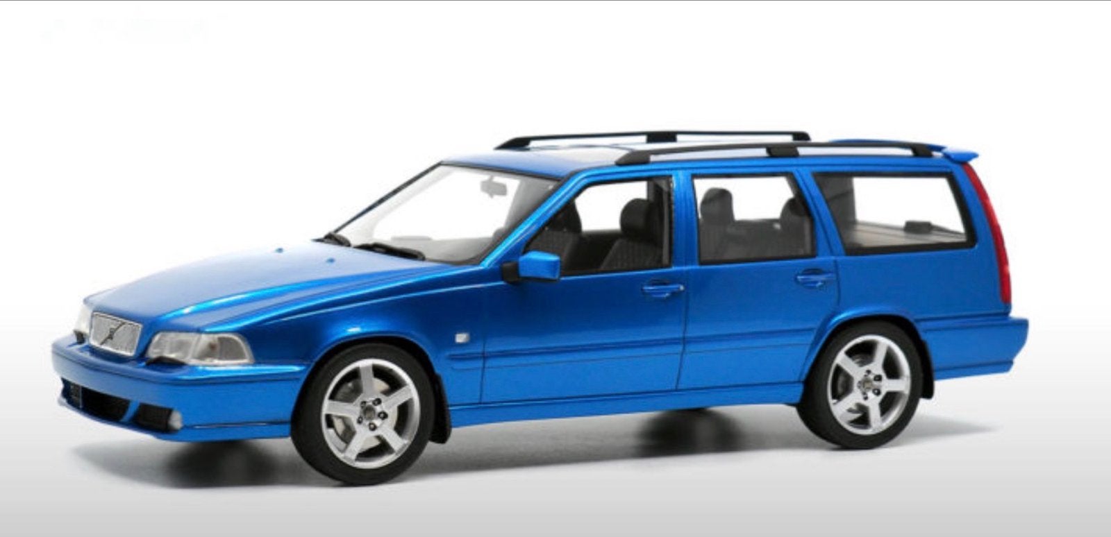 DNA models V70R Laserblue schaal 1:18 - Ruil mogelijk, Ophalen, Nieuw, Overige merken