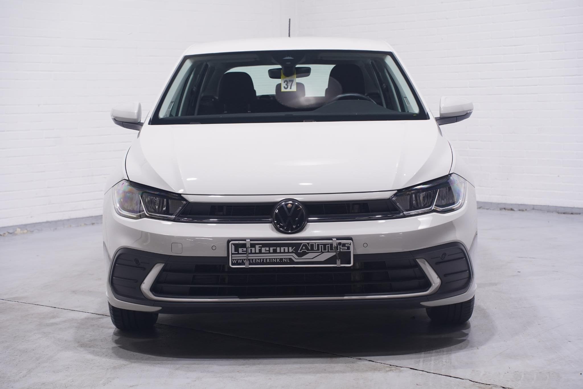 Volkswagen Polo 1.0 TSI Life Apple Carplay Cruise Airco PDC, Stof, Gebruikt, Bedrijf, 3 cilinders