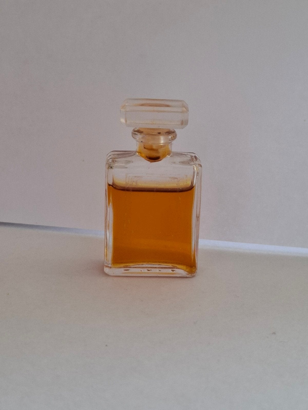 Vintage Chanel No. 5 Miniatuur – Origineel (Zonder Etiket), Sieraden, Tassen en Uiterlijk, Uiterlijk | Parfum, Ophalen of Verzenden