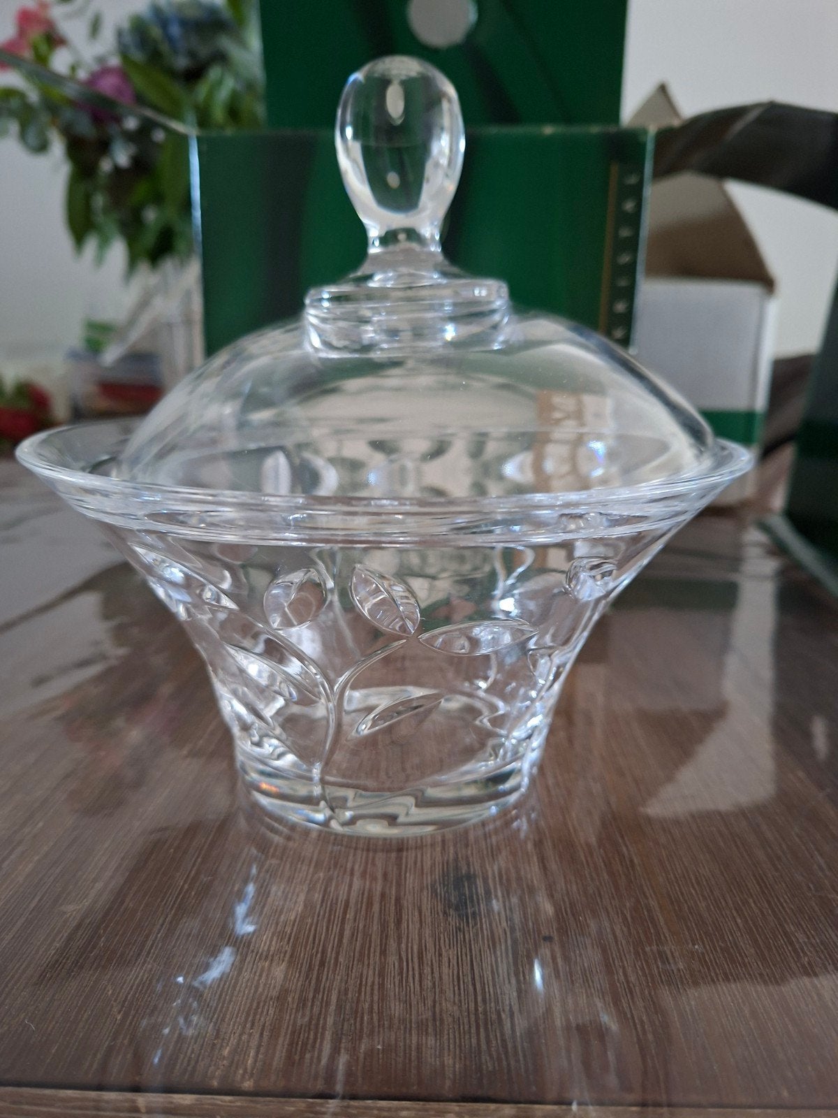 bonbonniere 18 cm diameter, Ophalen