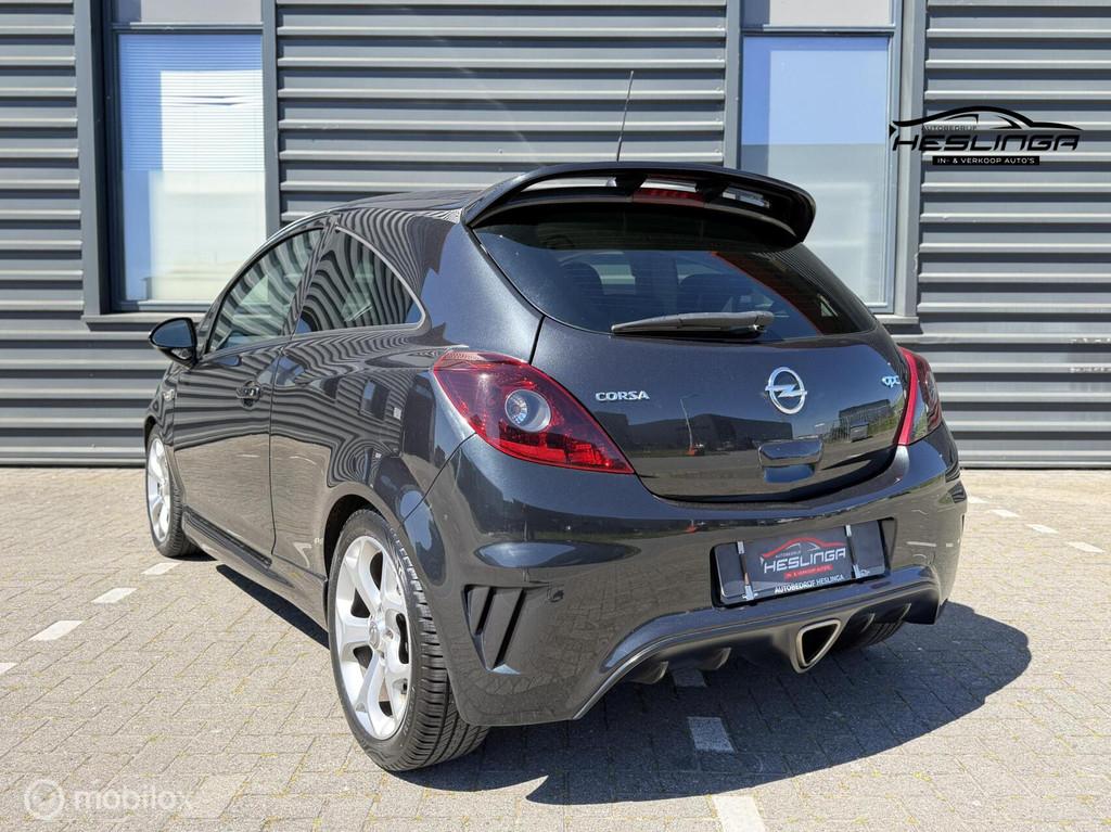 Opel Corsa 1.6-16V Turbo OPC | Leder | 192 PK, Auto's, Opel, Voorwielaandrijving, Euro 5, Gebruikt, Zwart