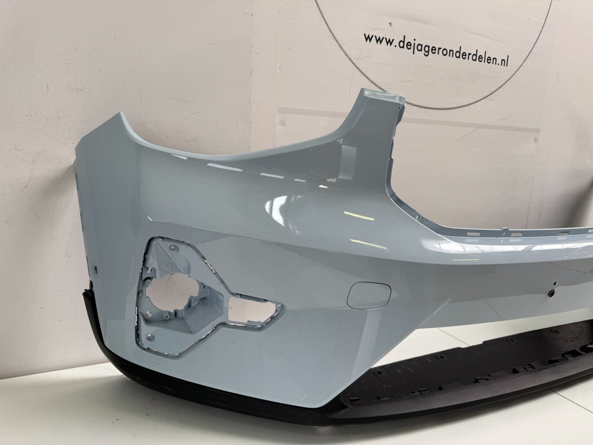 VOLVO XC40 FACELIFT ELECTRIC VOORBUMPER BUMPER 19- 31690933, Gebruikt, Gunnar Engellaus vag 8
405 31  Gothenburg, SE, Voor, Info@volvocars.com
