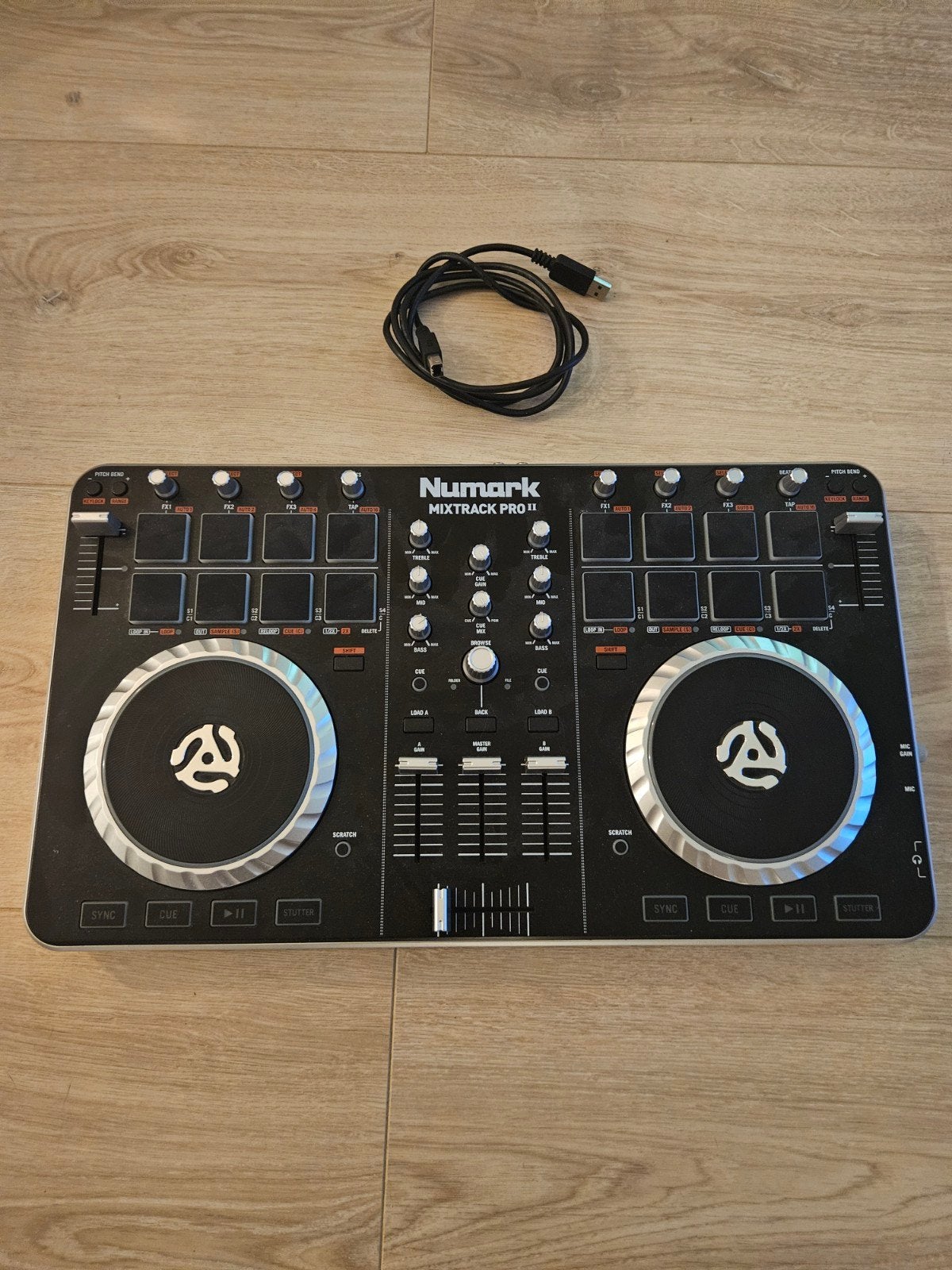 Numark Mixtrack Pro II DJ Controller, Ophalen of Verzenden, Gebruikt, Dj-set, Numark