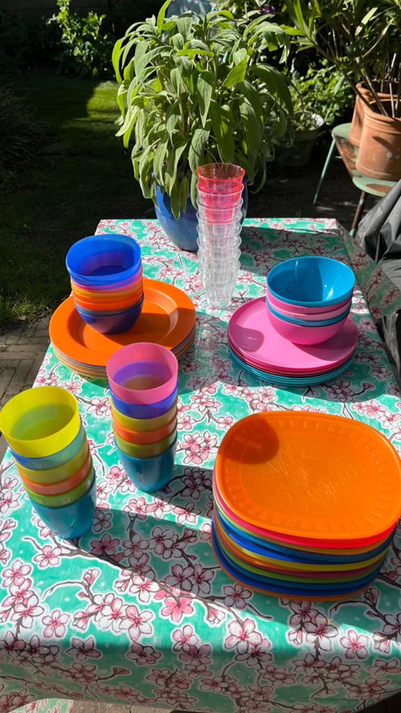 Plastic bordjes, bakjes, bekers, Ophalen of Verzenden, Gebruikt