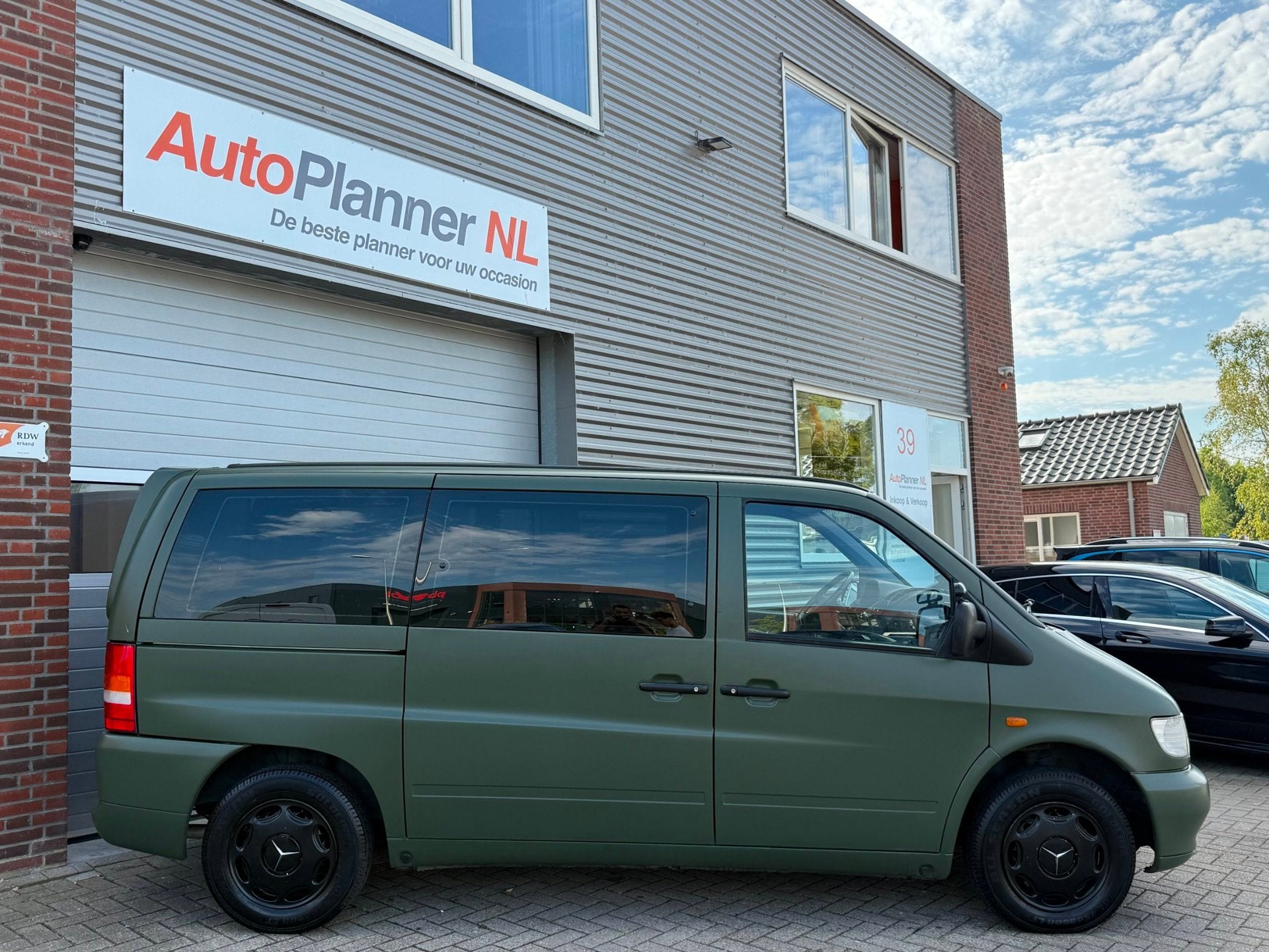 Mercedes-Benz Vito 113 Benzine! Btw Vrij! Schuifdeur! 3-Zits, Auto's, Bestelauto's, 1998 cc, Stof, Gebruikt, 4 cilinders