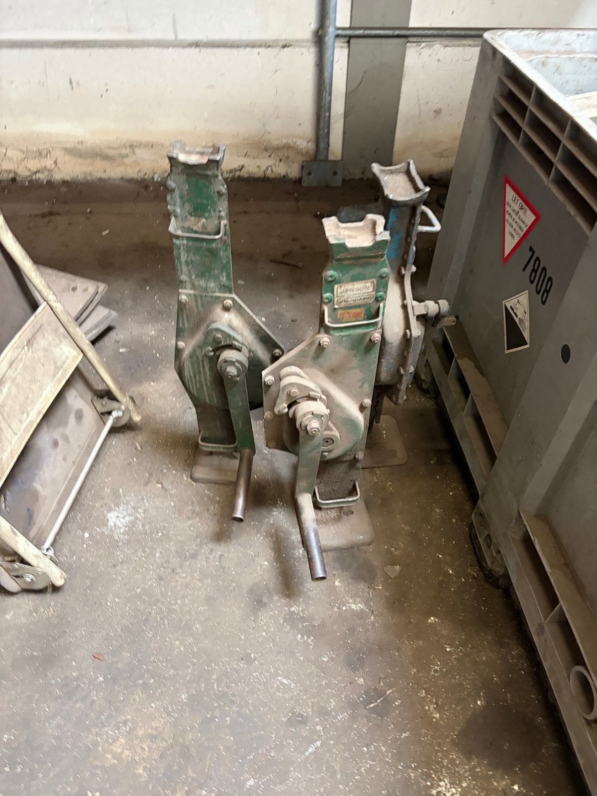 Krik voor zwaar materiaal - Robuuste hefoplossing, Ophalen of Verzenden, Gebruikt, Mechanisch, Potkrik