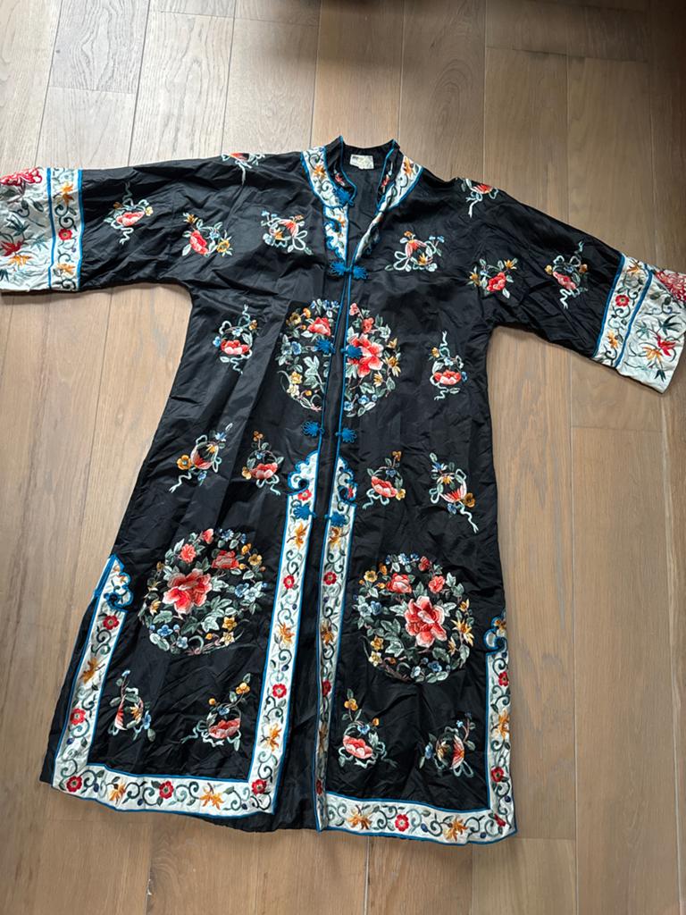 Vintage geborduurde kimono/badjas maat L, Ophalen of Verzenden, Dames