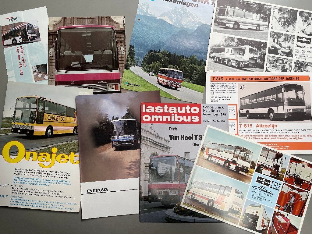 Folders, brochures en foto's over Bussen (jaren 80), Ophalen of Verzenden, Zo goed als nieuw, Bus