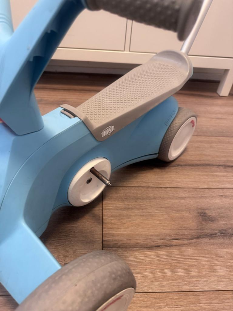 Berg Go² loopfiets/loopauto met duwstang, Ophalen, Gebruikt, Loopfiets