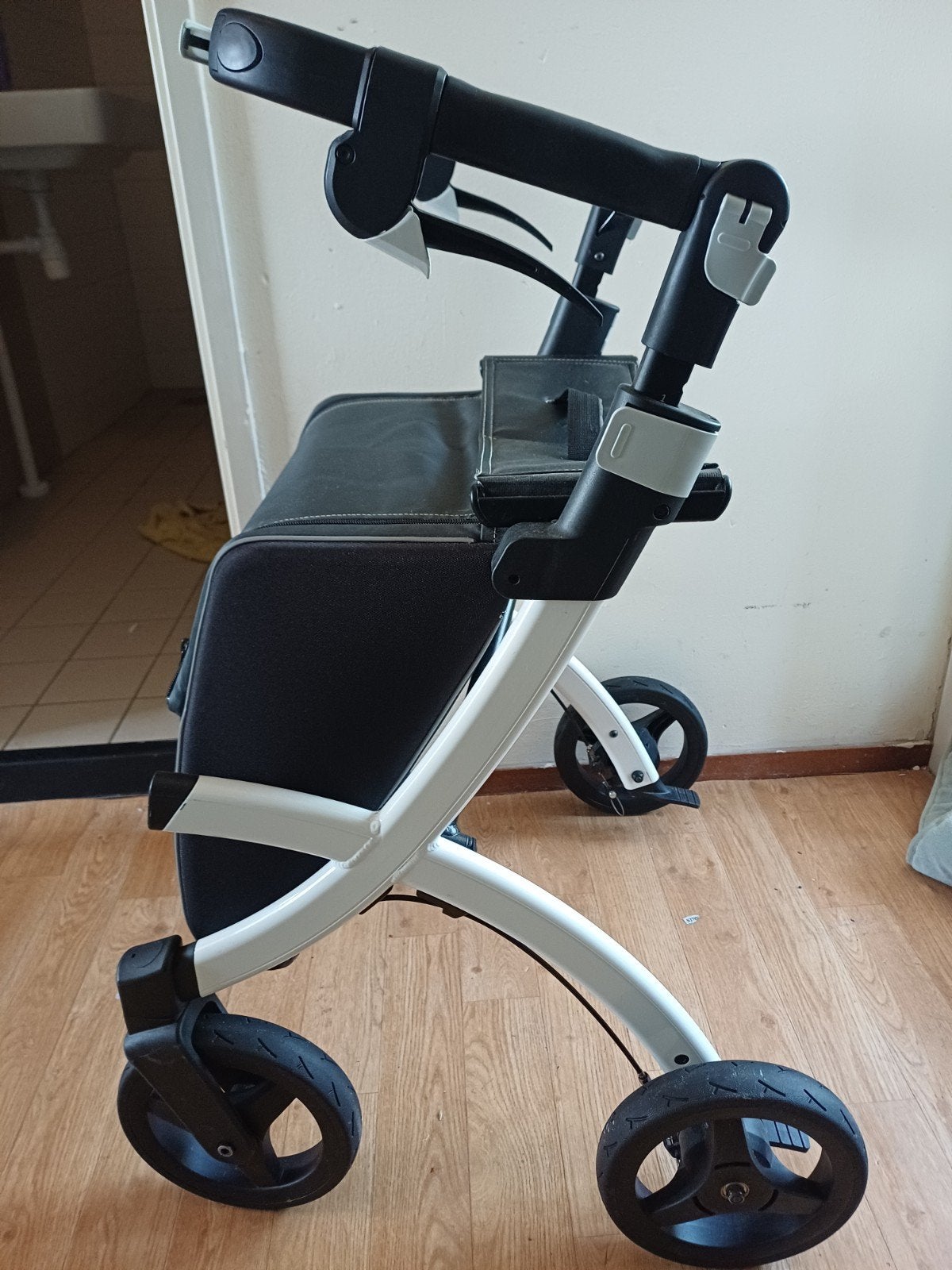 rollz flex trolley en rollator in 1, Ophalen of Verzenden, Zo goed als nieuw