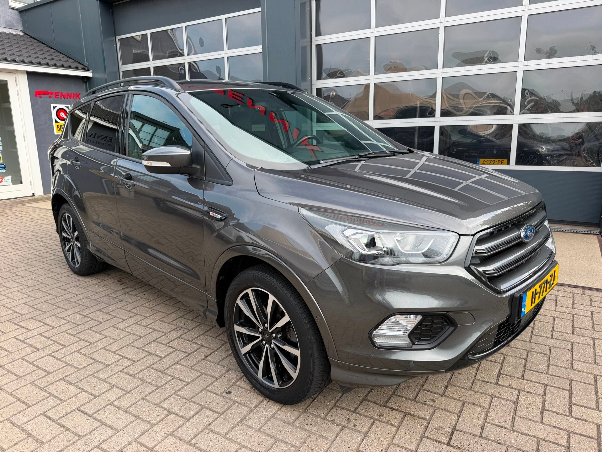 Ford Kuga 1.5 EcoBoost Titanium/ ACC / DAB / Keyless / Trekh, Auto's, Ford, Euro 6, 4 cilinders, Bedrijf, Handgeschakeld
