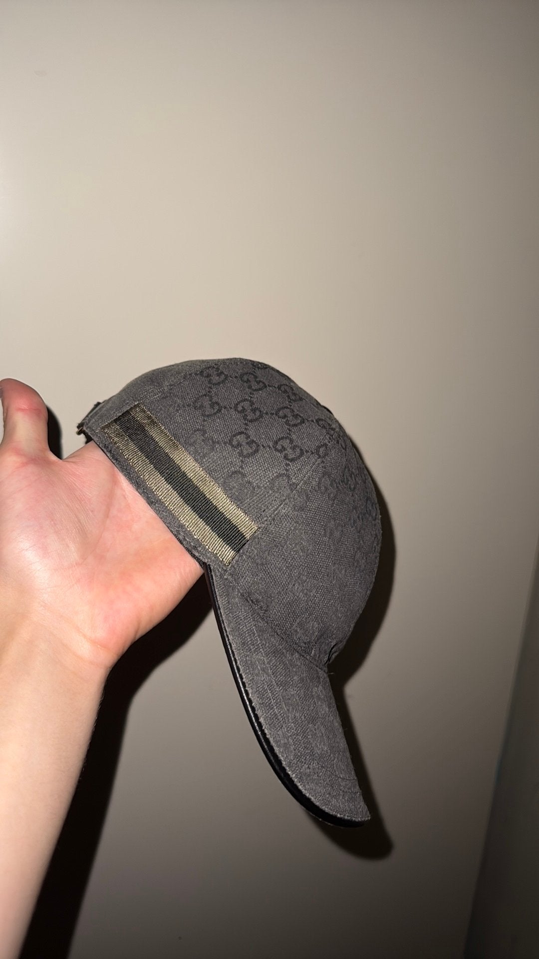 Gucci pet limited edition (Pirate Bande), Ophalen of Verzenden, Zo goed als nieuw, 57 cm (M, 7⅛ inch) of minder, Pet