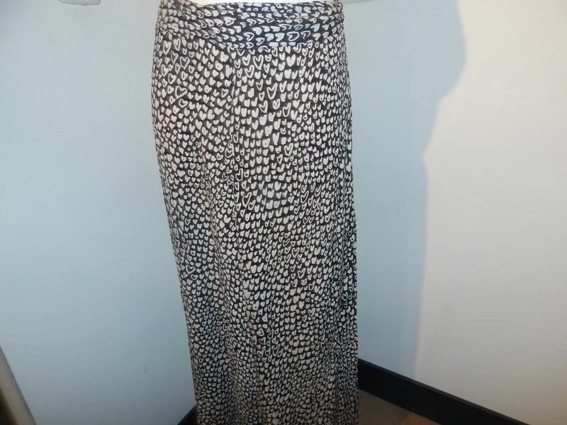 Fabienne Chapot maxi wikkel rok zwart wit hartjes print M, Maat 38/40 (M), Zo goed als nieuw, Fabienne Chapot, Onder de knie