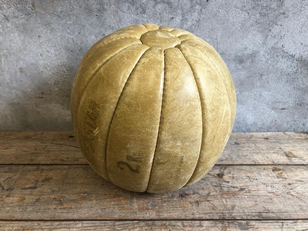 Vintage oude medicijnbal | medicine ball | stoere decoratie!, Ophalen of Verzenden, Gebruikt, Fitnessbal
