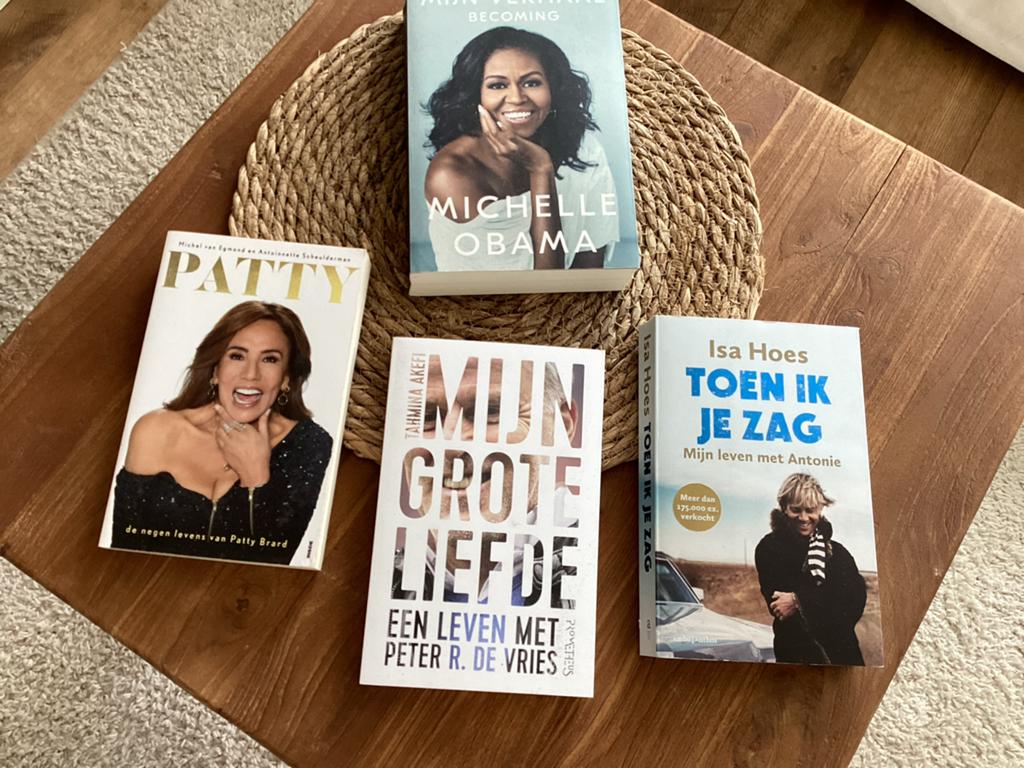 Biografieën: Michelle Obama, Patty Brard, Peter R. de Vries,, Ophalen, Gelezen, Film, Tv en Media