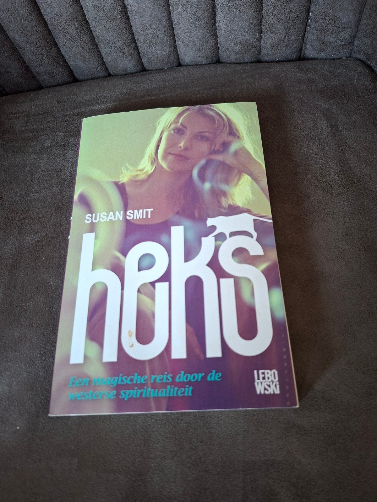 Heks: Een magische reis door de westerse spiritualiteit, Boeken, Esoterie en Spiritualiteit, Gelezen, Achtergrond en Informatie
