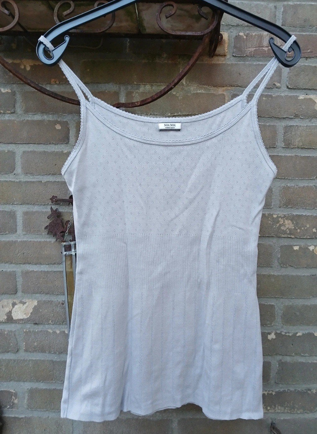 Noa Noa top VOOR €7,50 INCL, Noa Noa, Ophalen of Verzenden, Zonder mouw, Grijs