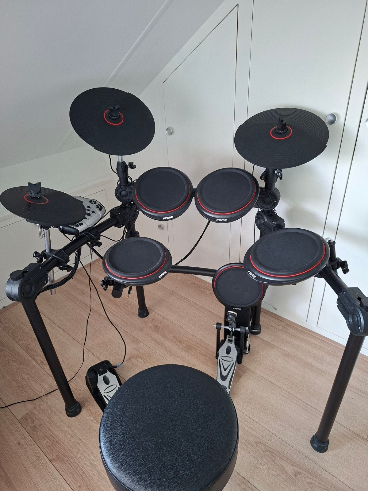Fame elektronisch drumstel - compleet met kruk, Muziek en Instrumenten, Ophalen, Gebruikt, Overige merken, Elektronisch