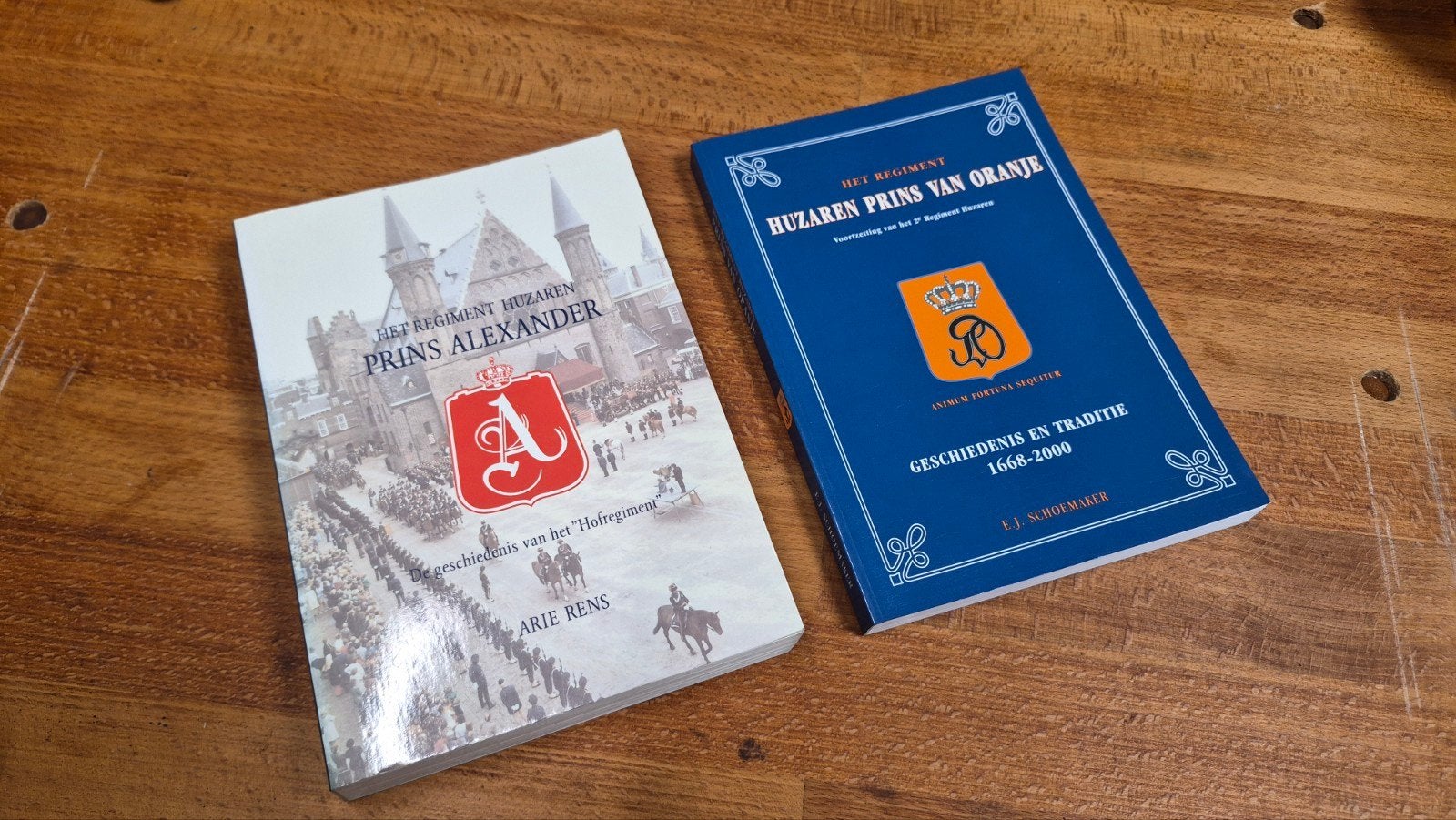 Boeken Cavalerie Huzaren Prins- Alexander en Oranje, Ophalen of Verzenden, Landmacht, Nederland, Boek of Tijdschrift