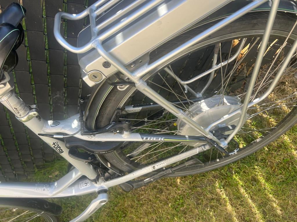 Trek elektrische fiets - batterij laadt niet op, Fietsen en Brommers, Elektrische fietsen, Minder dan 30 km per accu, Gebruikt