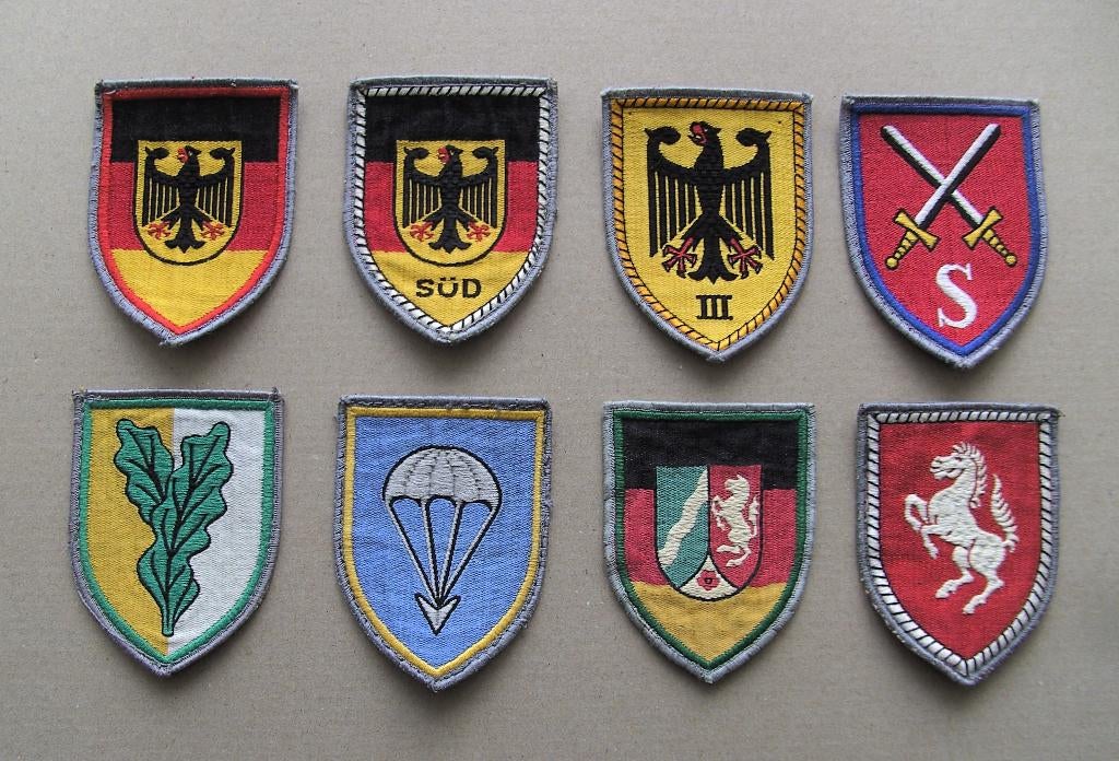 emblemen Bundeswehr  -  8 stuks, Ophalen of Verzenden, Landmacht, Duitsland, Embleem of Badge