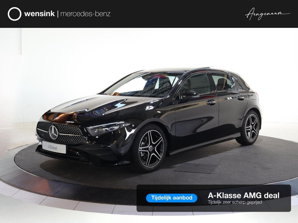 Mercedes-Benz A-Klasse 180 Business Solution AMG | Panoramas, Auto's, Mercedes-Benz, 136 pk, 4 cilinders, Zwart, Bedrijf