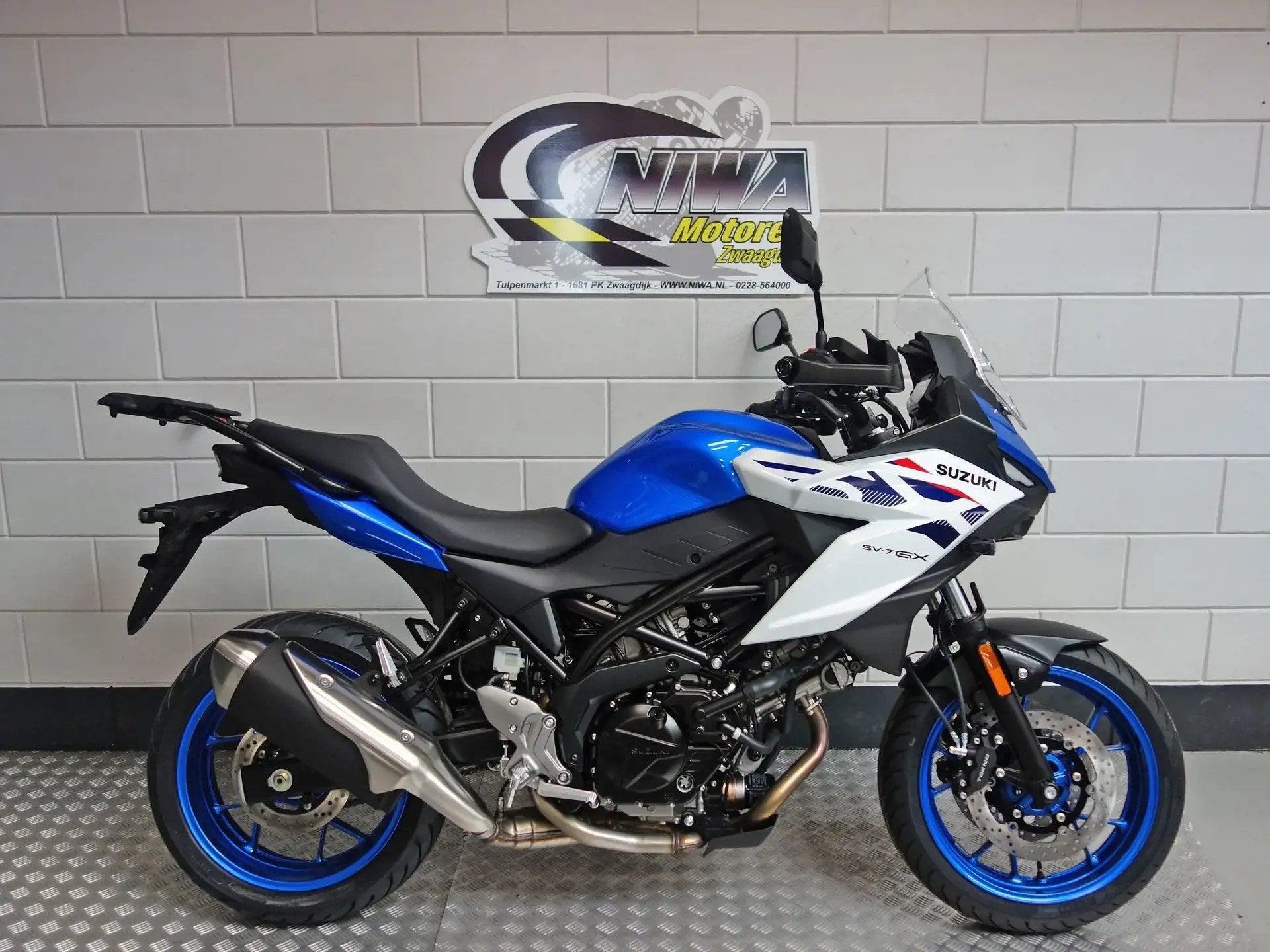 Suzuki SV-7GX, ABS, Meer dan 35 kW, Toermotor, Handgeschakeld