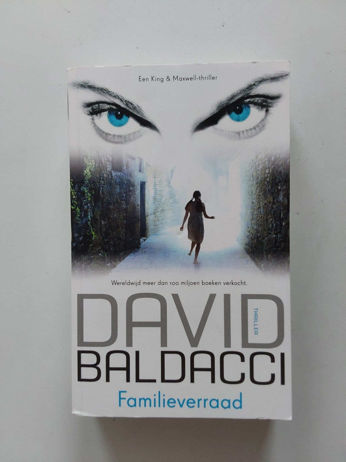 David Baldacci : Familieverraad ( in nieuwstaat ), Boeken, Thrillers, David Baldacci, Ophalen of Verzenden, Zo goed als nieuw