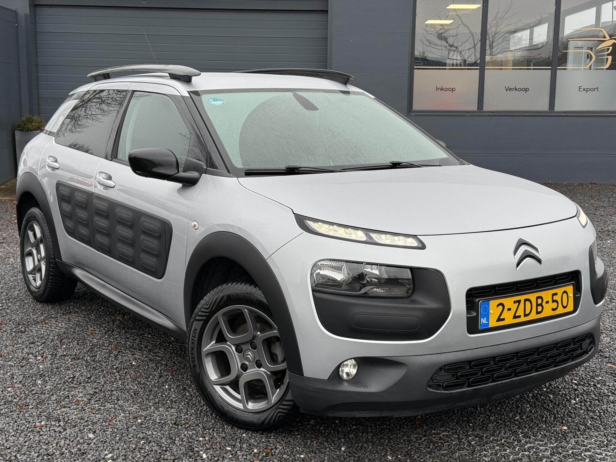 Citroen C4 Cactus 1.2 PureTech Shine ✓2e Eigenaar✓Camera, Auto's, Stof, Euro 6, 1199 cc, 995 kg