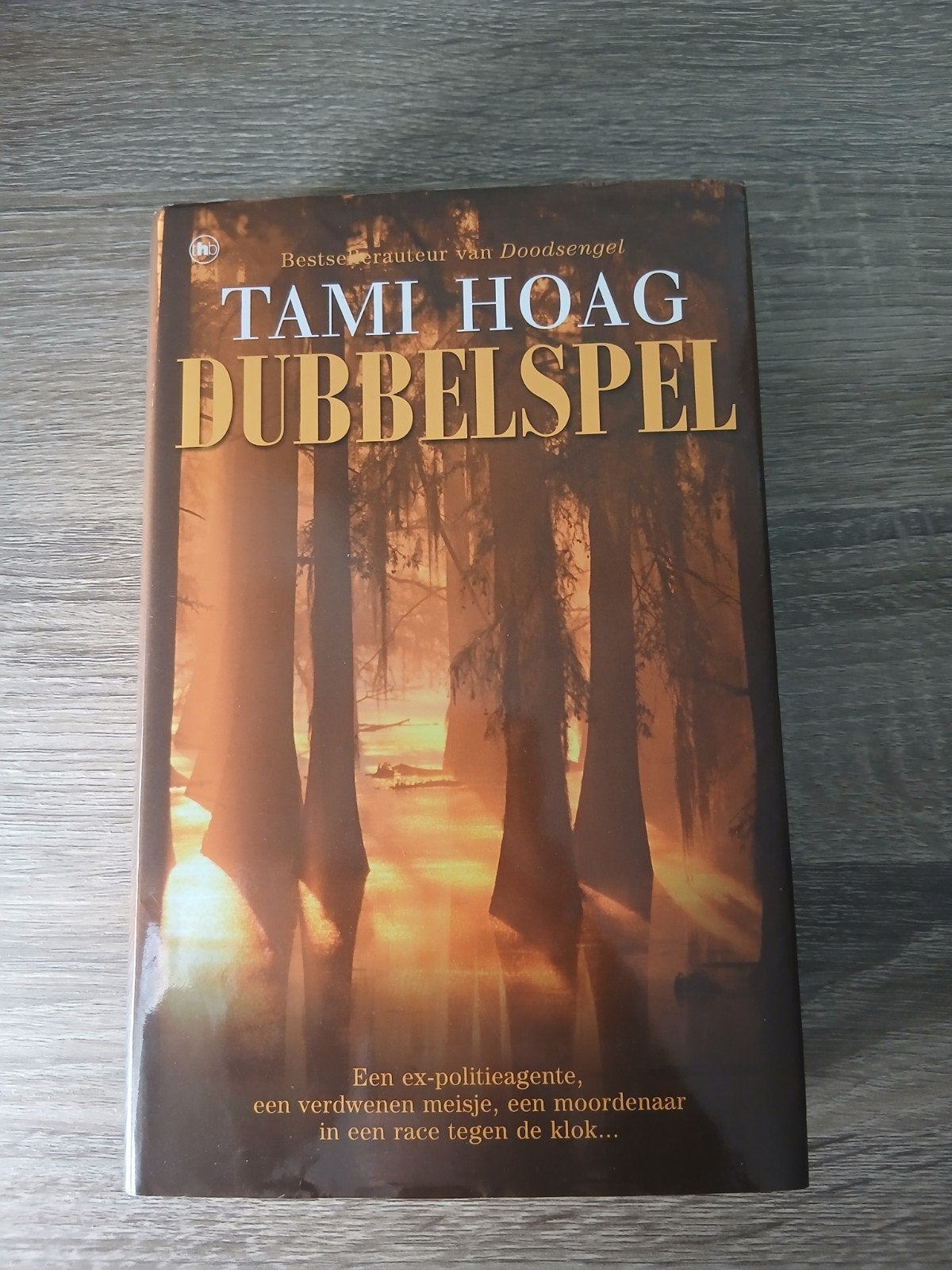 dubbelspel - Tami Hoag, Boeken, Ophalen of Verzenden