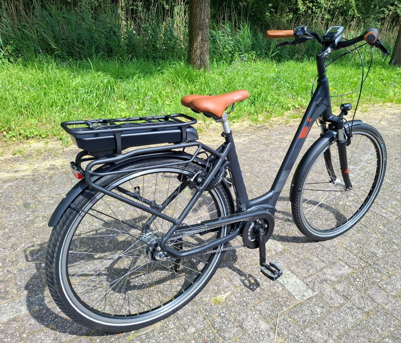 Mat zwarte E-bike, Slechts 672 km, Bosch middenmotor✅️ ️️, Ophalen, Versnellingen, Zo goed als nieuw, 50 tot 53 cm